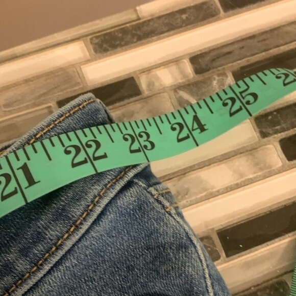 Old Navy Rockstar Super Skinny Extra High Rise Chandra Jeans - Picture 6 of 9